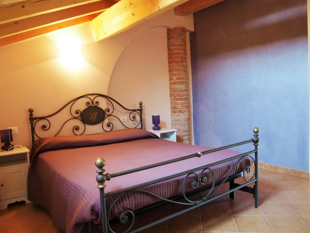 Auberge de jeunesse La Cascina Del Sole à Rivarolo del Re ed Uniti Extérieur photo