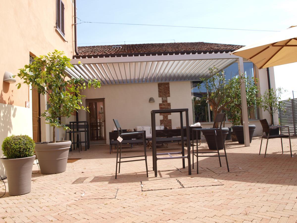 Auberge de jeunesse La Cascina Del Sole à Rivarolo del Re ed Uniti Extérieur photo