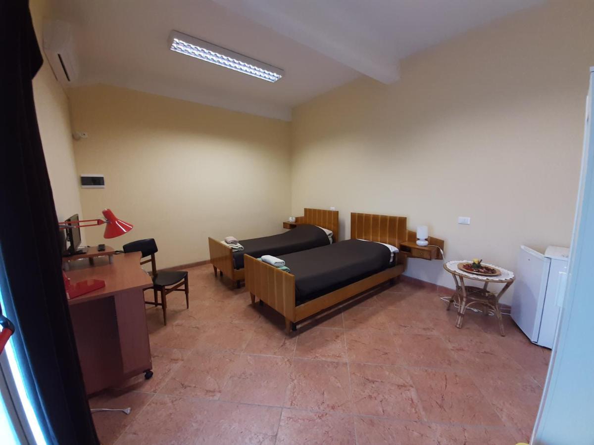 Auberge de jeunesse La Cascina Del Sole à Rivarolo del Re ed Uniti Extérieur photo